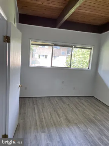 $1,650 | 4907 Americana Drive, Unit 204, Annandale, VA 22003