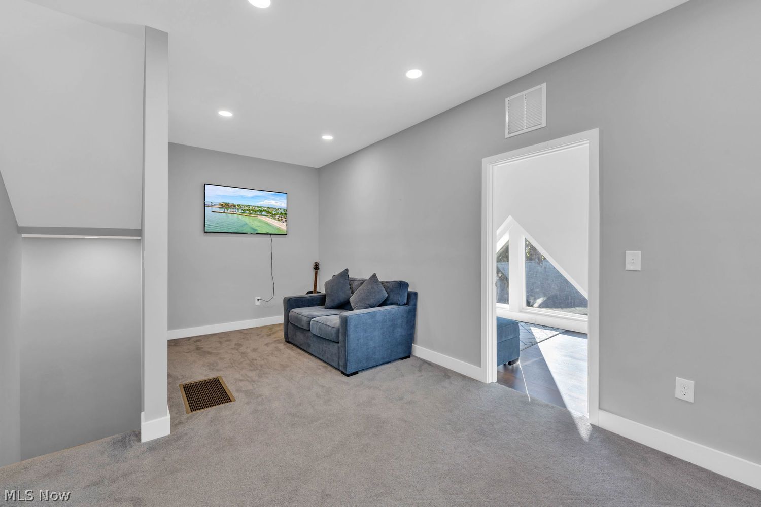 2702 Bridge Avenue Cleveland, OH 44113 - Photo 25 of 39