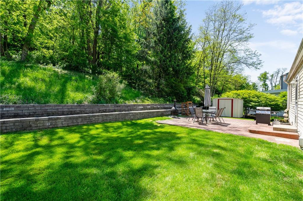 769 Lougeay Road Pittsburgh, PA 15235 - Photo 22 of 23 Gallery Image 22