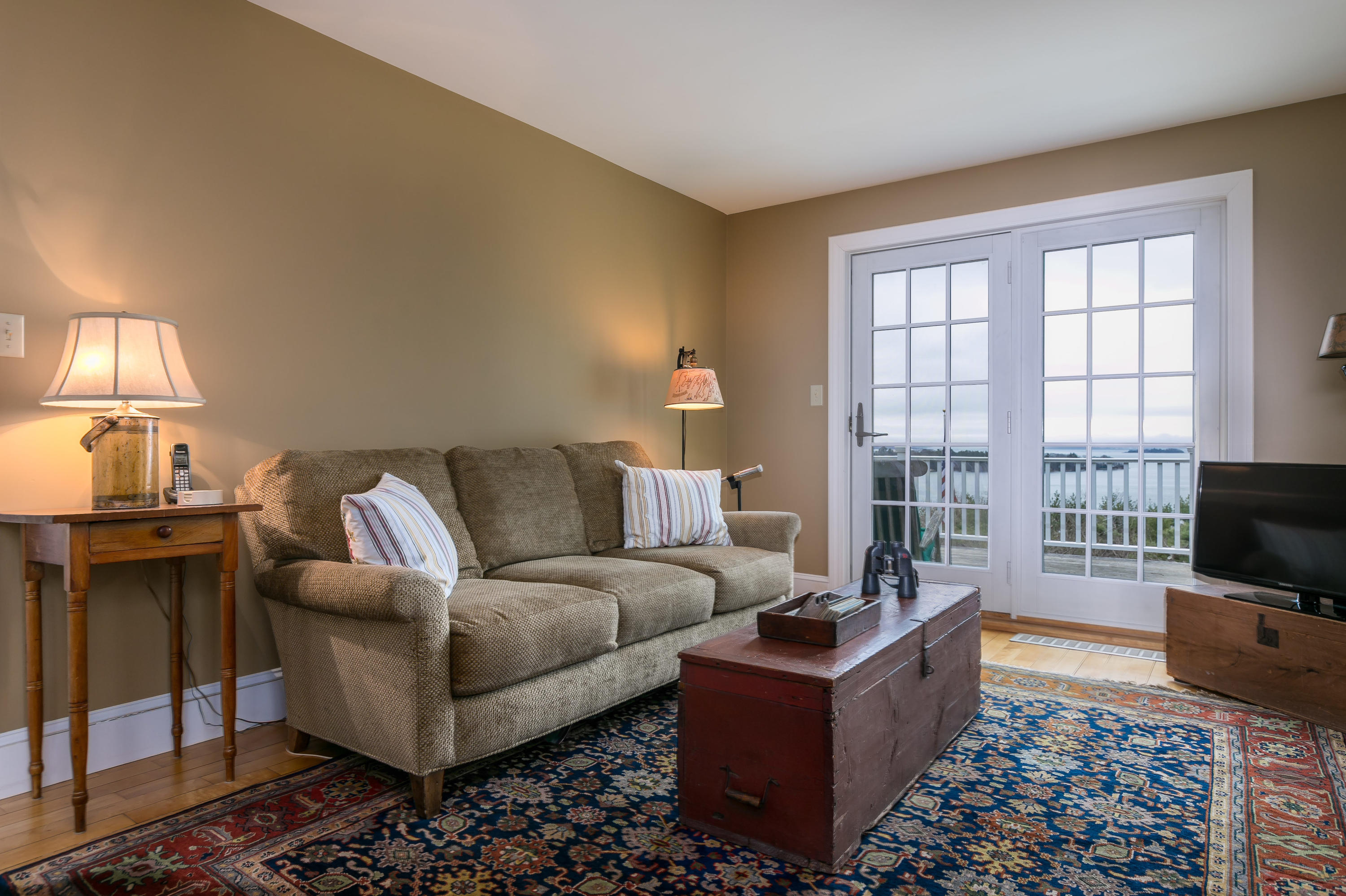 82 Ravine Drive Cumberland Foreside, ME 04110 - Photo 40 of 75 82 Ravine Dr Cumberland-print-042-43-Den