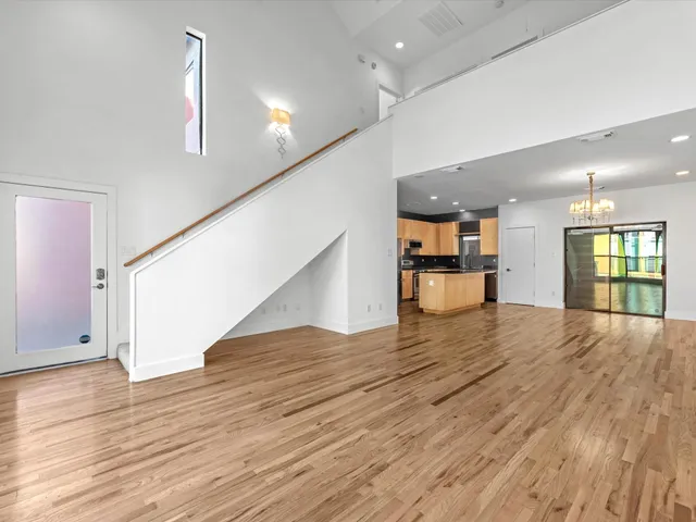 $2,345 | 4421 Eigel Street, Houston, TX 77007