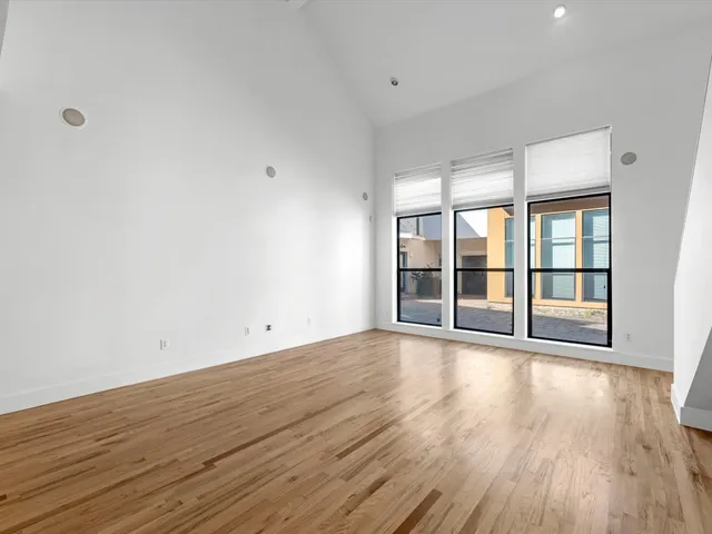 $2,345 | 4421 Eigel Street, Houston, TX 77007