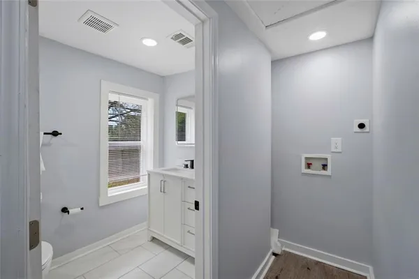 $1,950 | 2040 Penelope Street Northwest, Atlanta, GA 30314