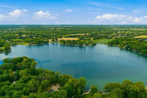 $3,200,000 | 1031 North Genesee Woods Drive, Summit, WI 53066