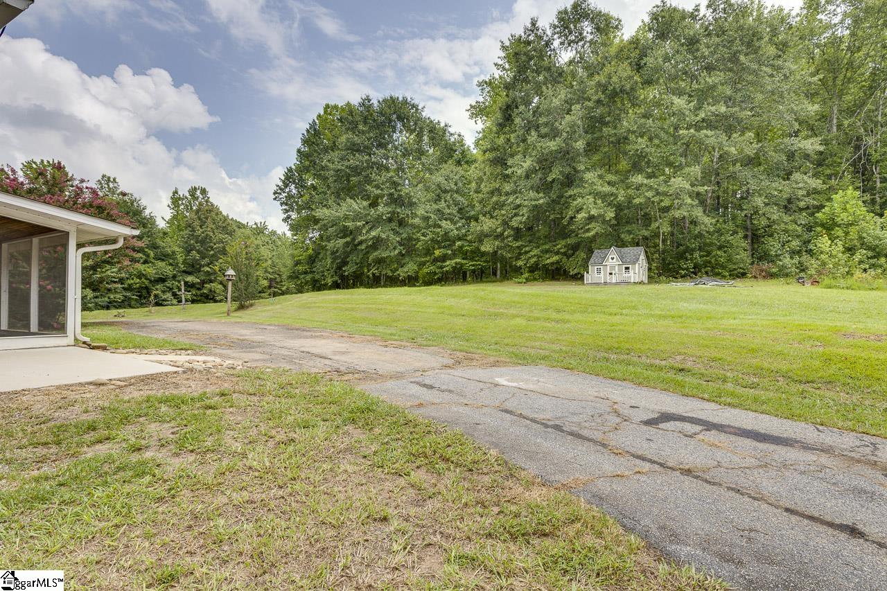 329 Wash Lesley Road Pickens, SC 29671 - Photo 40 of 46 Gallery Image 40
