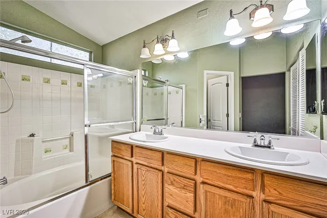 $2,100 | 5128 Fall Meadows Avenue, Las Vegas, NV 89130