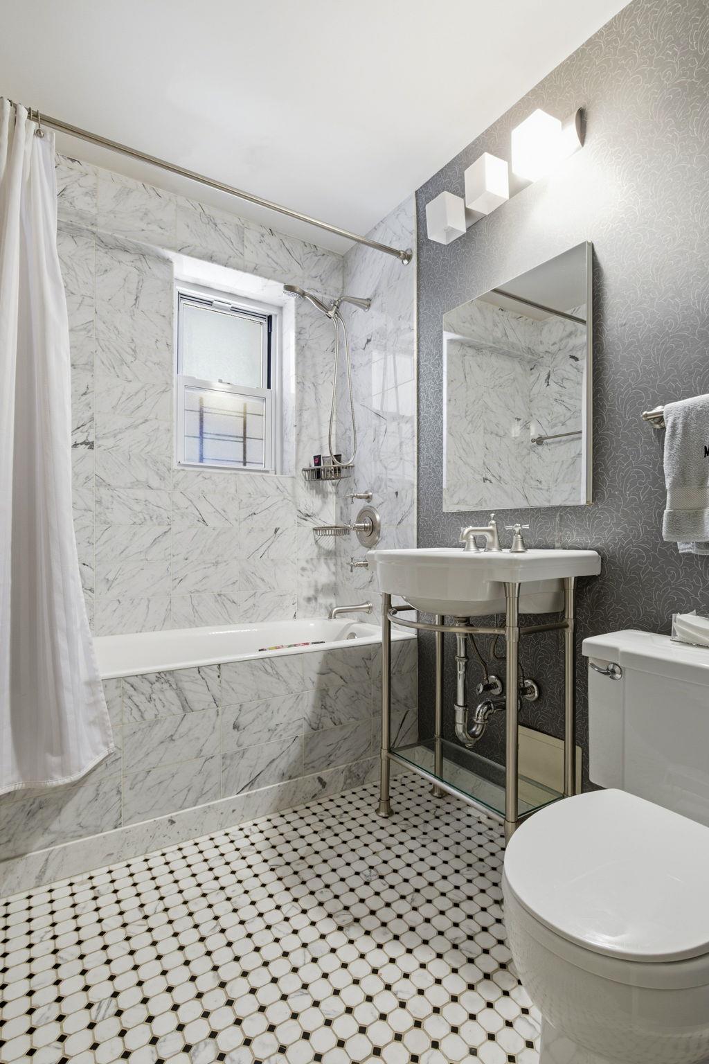 196 East 75th Street, Unit 3AB Manhattan, NY 10021 - Photo 6 of 10