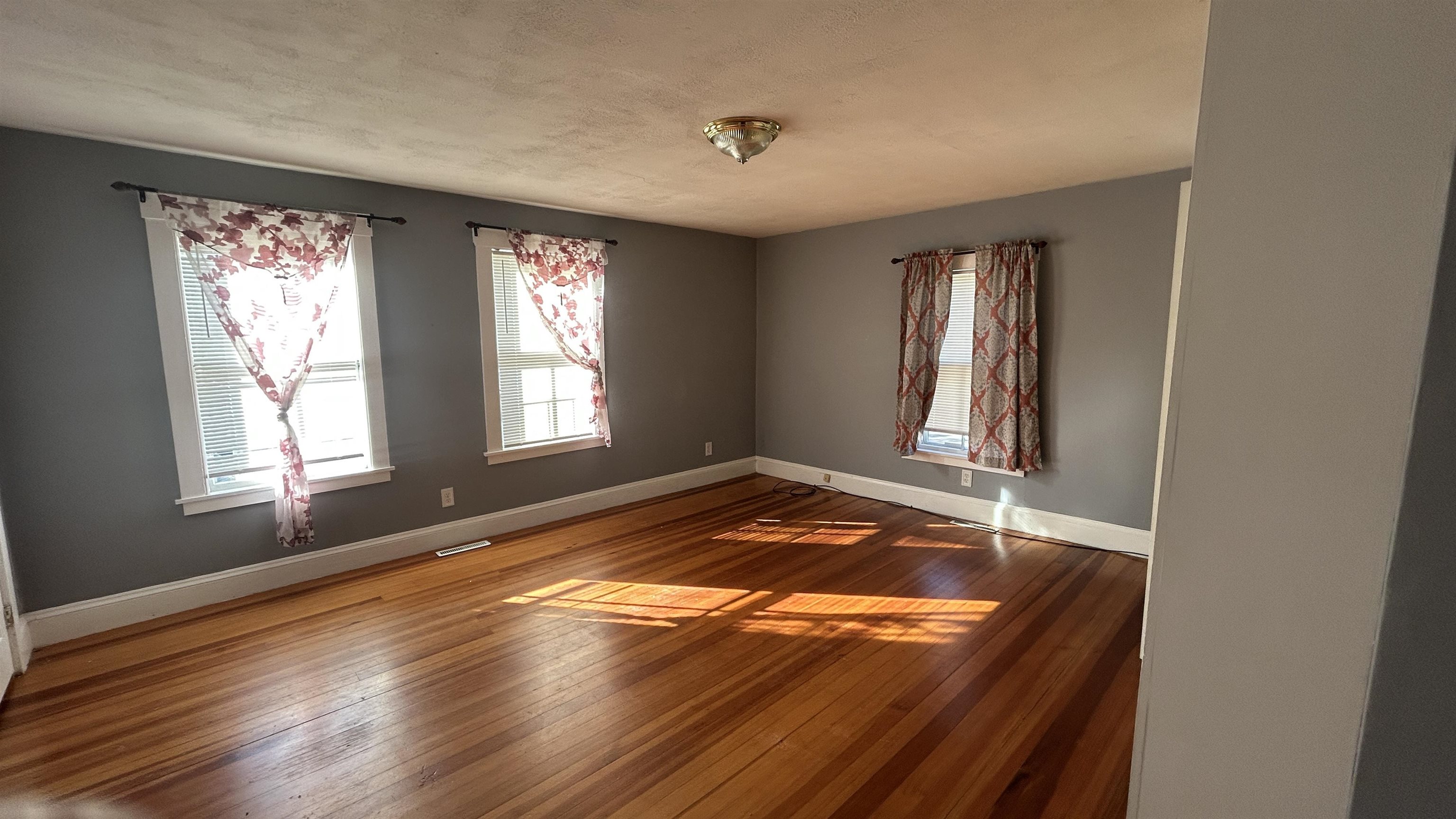 45 Myrtle Street, Unit B Biddeford, ME 04005 - Photo 2 of 13