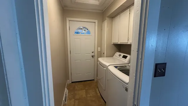 $2,100 | 45 Myrtle Street, Unit B, Biddeford, ME 04005