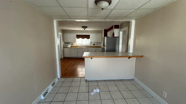 $2,100 | 45 Myrtle Street, Unit B, Biddeford, ME 04005