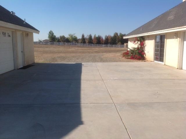 21360 Glenoaks Road Madera, CA 93638 - Photo 2 of 10 Gallery Image 2