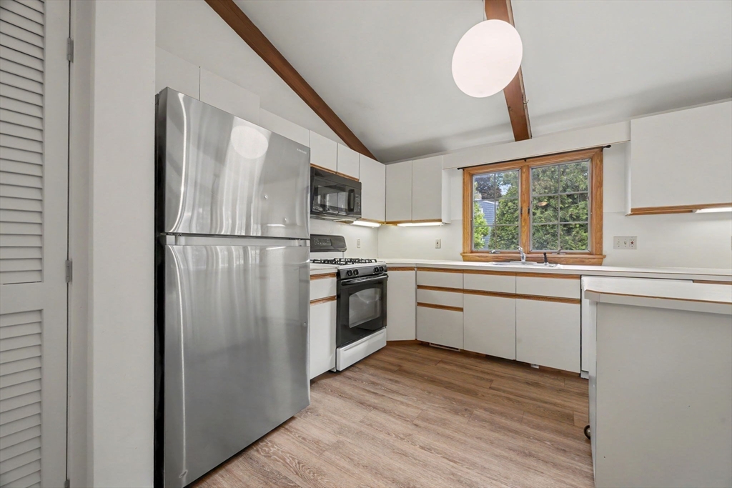 95 Gleason Road Lexington, MA 02420 - Photo 9 of 41