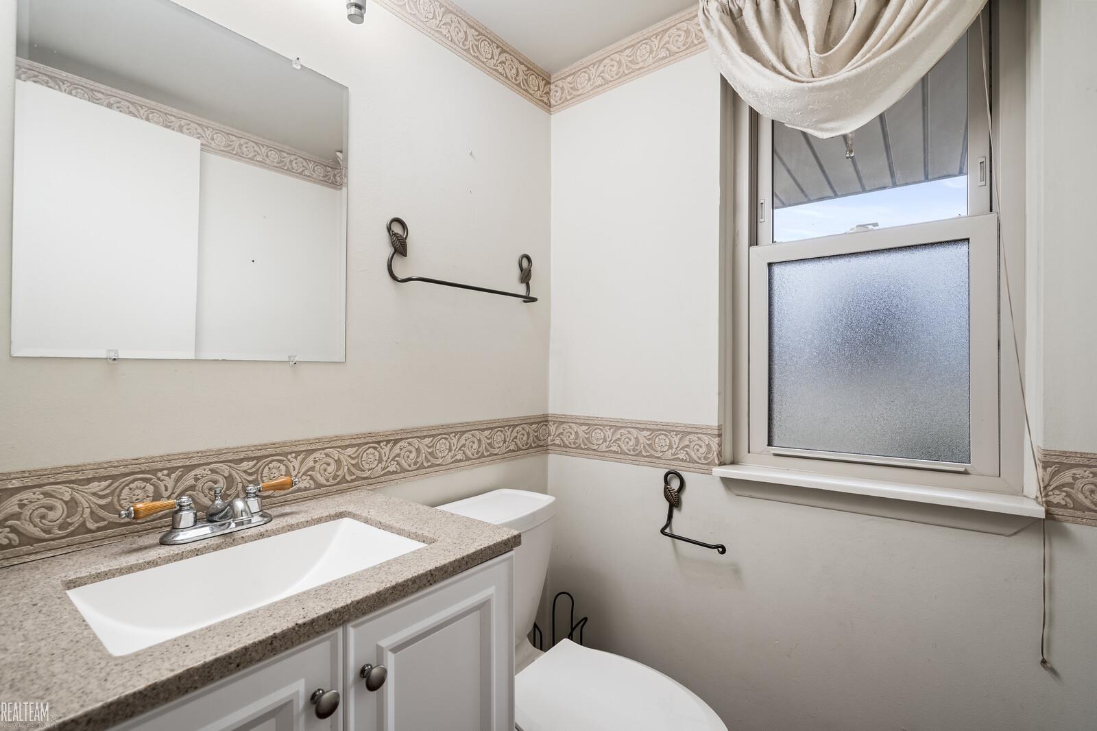 47447 Royal Road Macomb, MI 48044 - Photo 21 of 37 50163392-edd576c3-ed96-4357-8fe8-06c8f2d7a1a3.JPG