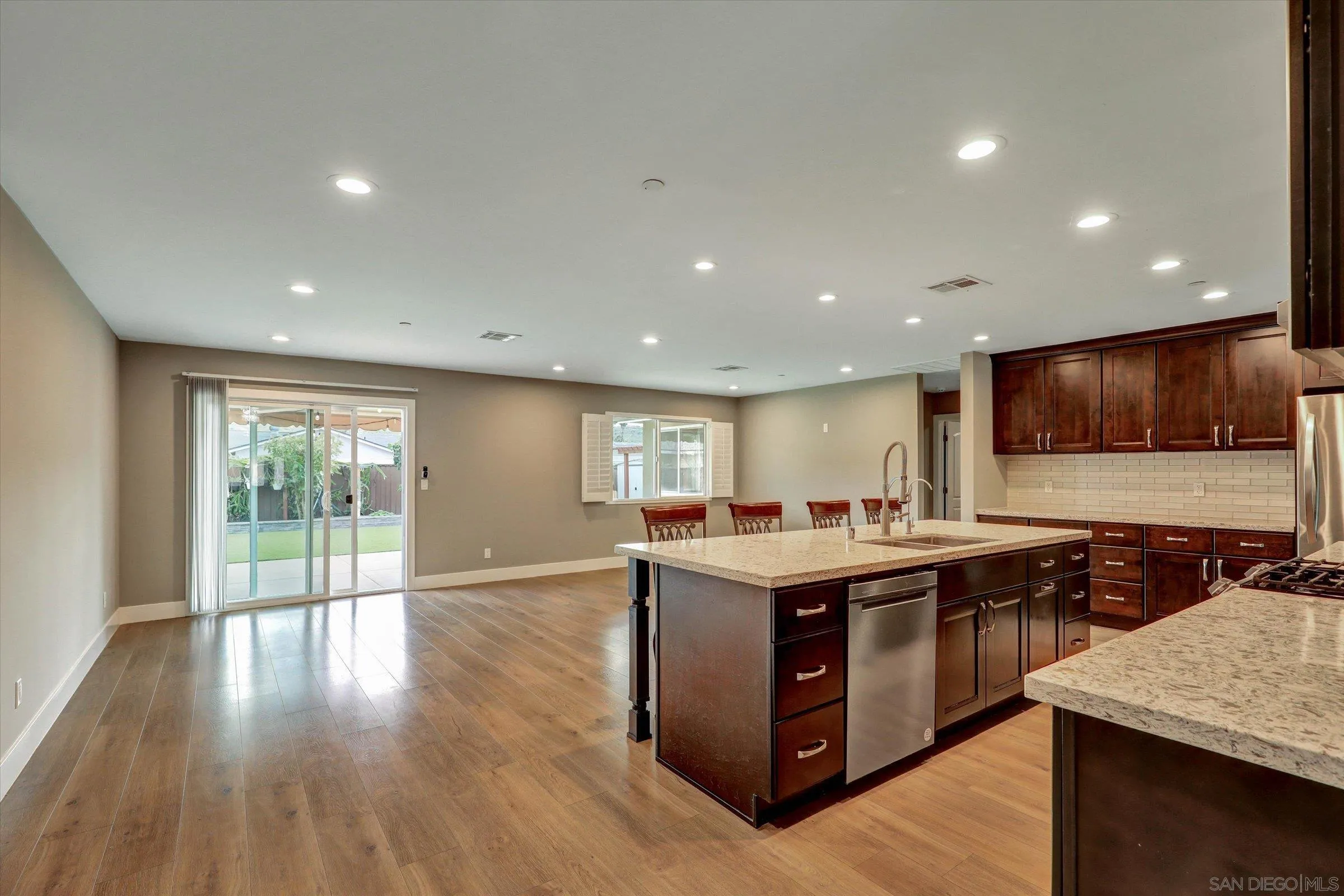 14531 Garden Road Poway, CA 92064 - Photo 9 of 41