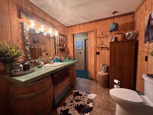 $1,250,000 | 1149 County Road 4200, Elk City, KS 67344