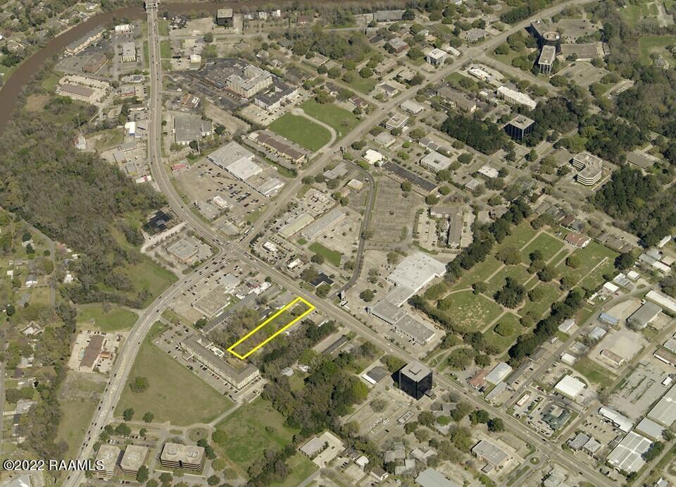 1926 West Pinhook Road Lafayette, LA 70508 - Photo 4 of 12 TheHutPictomtryJPEG