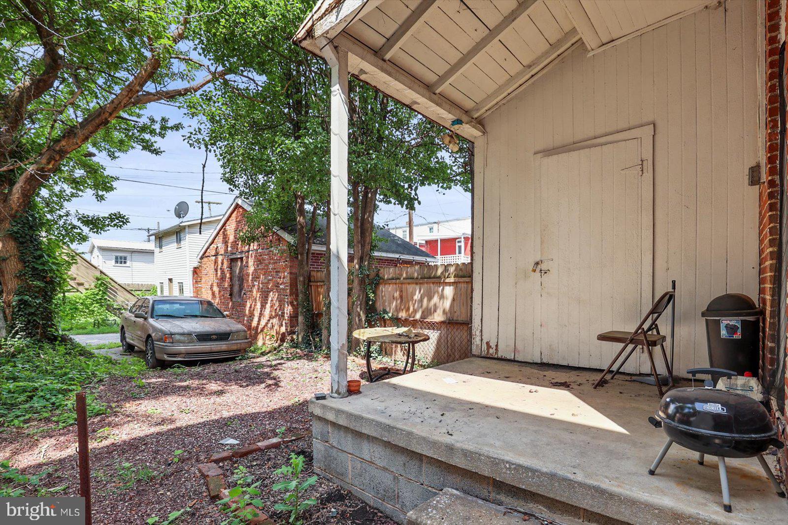 58 North Tremont Street York, PA 17403 - Photo 23 of 29