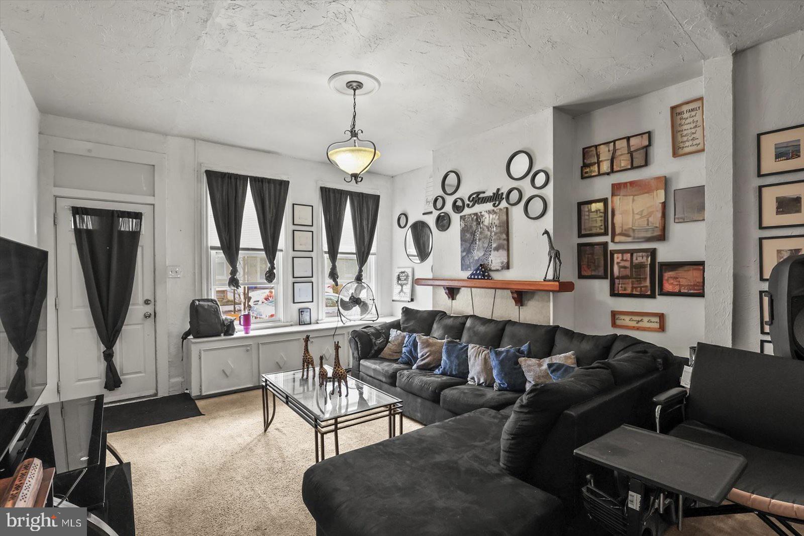 58 North Tremont Street York, PA 17403 - Photo 4 of 29