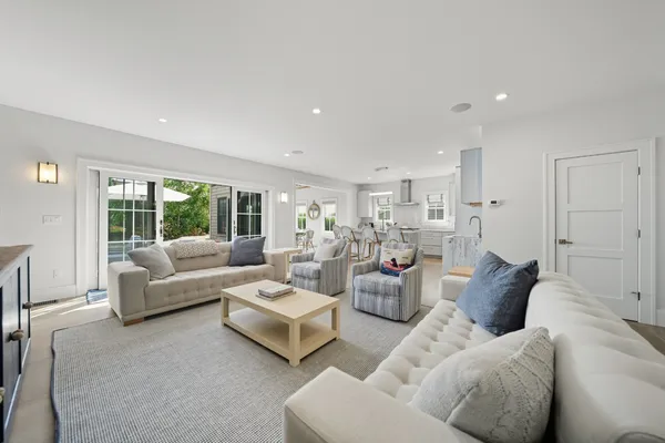 $6,795,000 | 4 Red Mill Lane, Nantucket, MA 02554