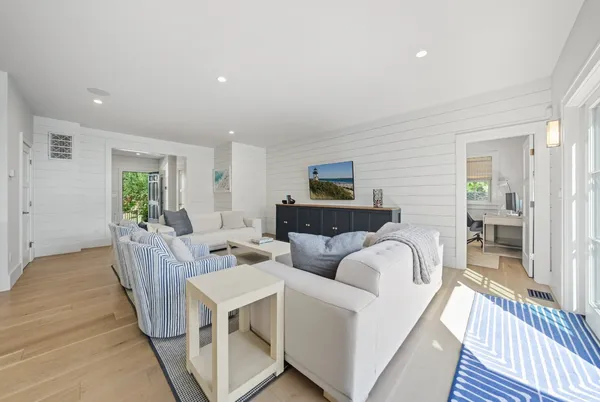 $6,795,000 | 4 Red Mill Lane, Nantucket, MA 02554