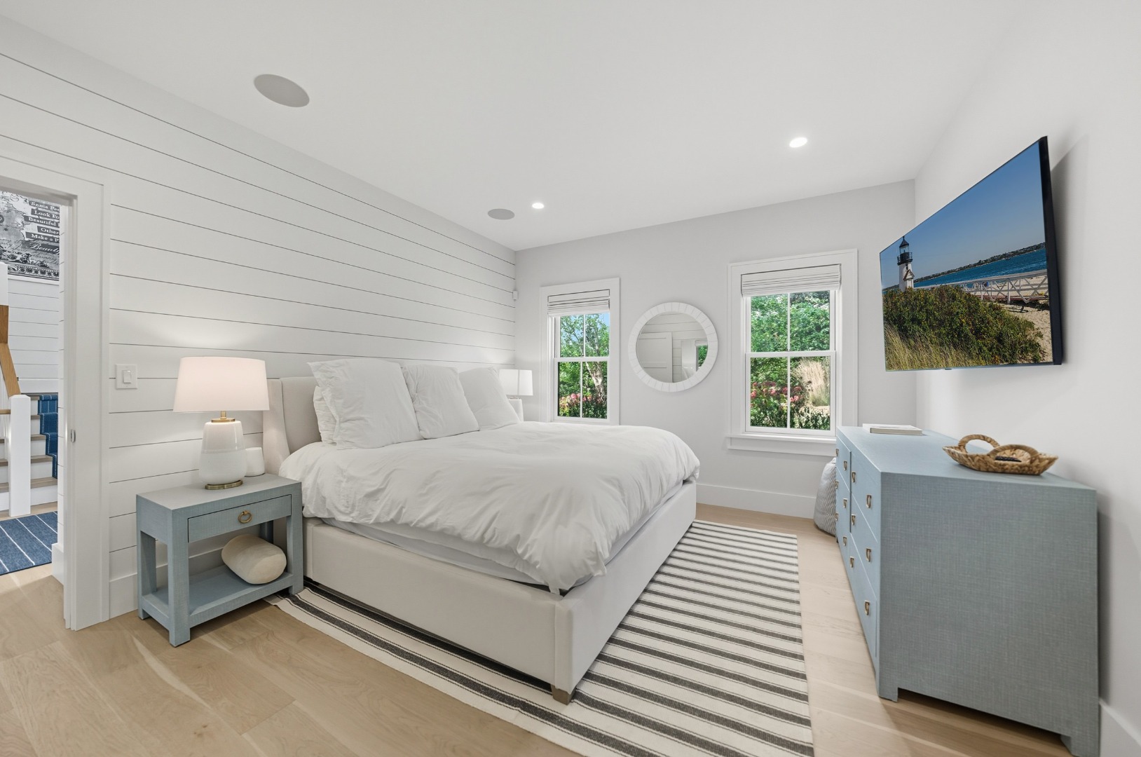 4 Red Mill Lane Nantucket, MA 02554 - Photo 21 of 39 1st Floor Bedroom Suite