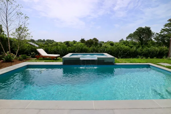 $6,795,000 | 4 Red Mill Lane, Nantucket, MA 02554