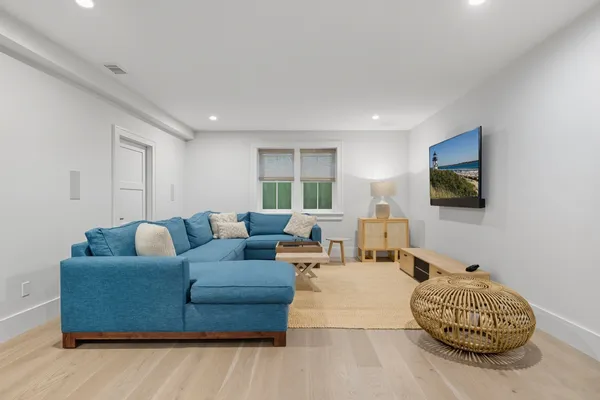 $6,795,000 | 4 Red Mill Lane, Nantucket, MA 02554