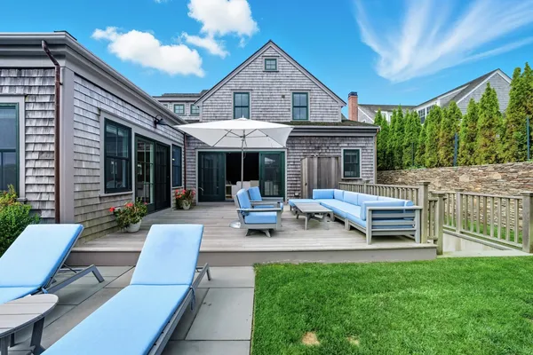$6,795,000 | 4 Red Mill Lane, Nantucket, MA 02554