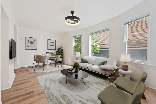 $1,500 | 2026 East Kenilworth Place, Unit 2, Milwaukee, WI 53202