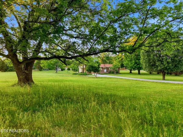 $365,000 | 819 Rutledge Pike, Blaine, TN 37709