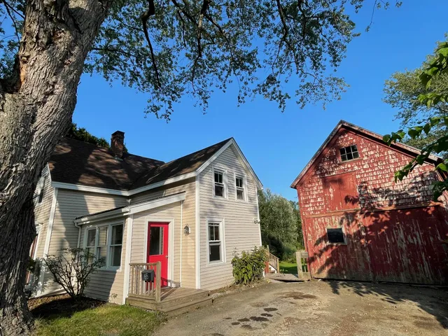 $365,000 | 65 Oliver Street, Rockland, ME 04841