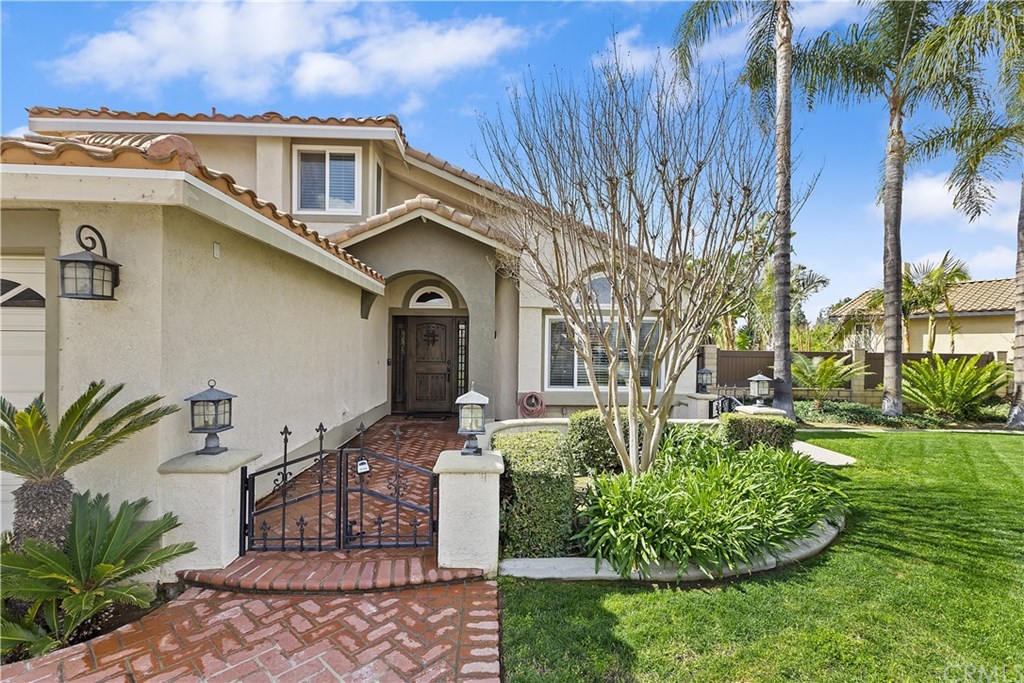 1031 Mission Grove Parkway North Riverside, CA 92506 - Photo 2 of 40