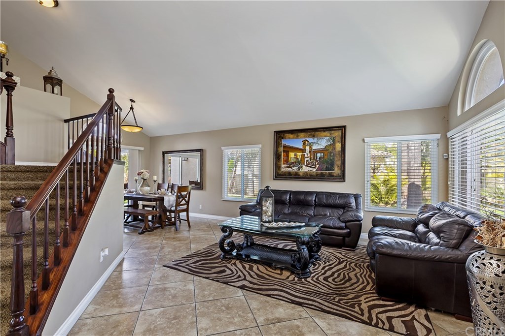 1031 Mission Grove Parkway North Riverside, CA 92506 - Photo 21 of 40