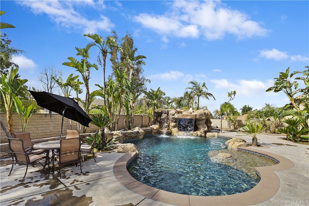 1031 Mission Grove Parkway North Riverside, CA 92506 - Photo 9 of 40