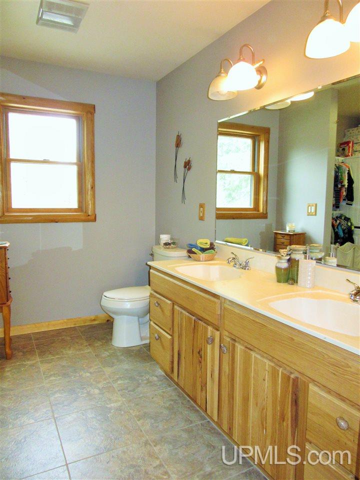 4001 Bowman Road Gulliver, MI 49840 - Photo 32 of 37 Gallery Image 32