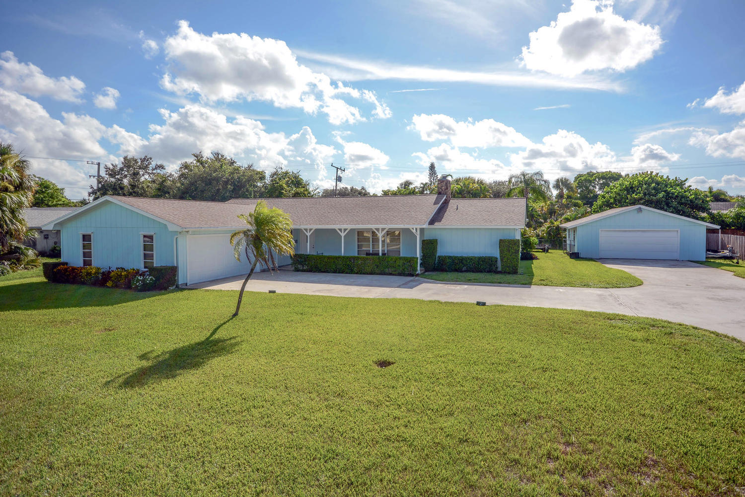11051 Monet Ridge Road Palm Beach Gardens, FL 33410 - Photo 1 of 29 Front
