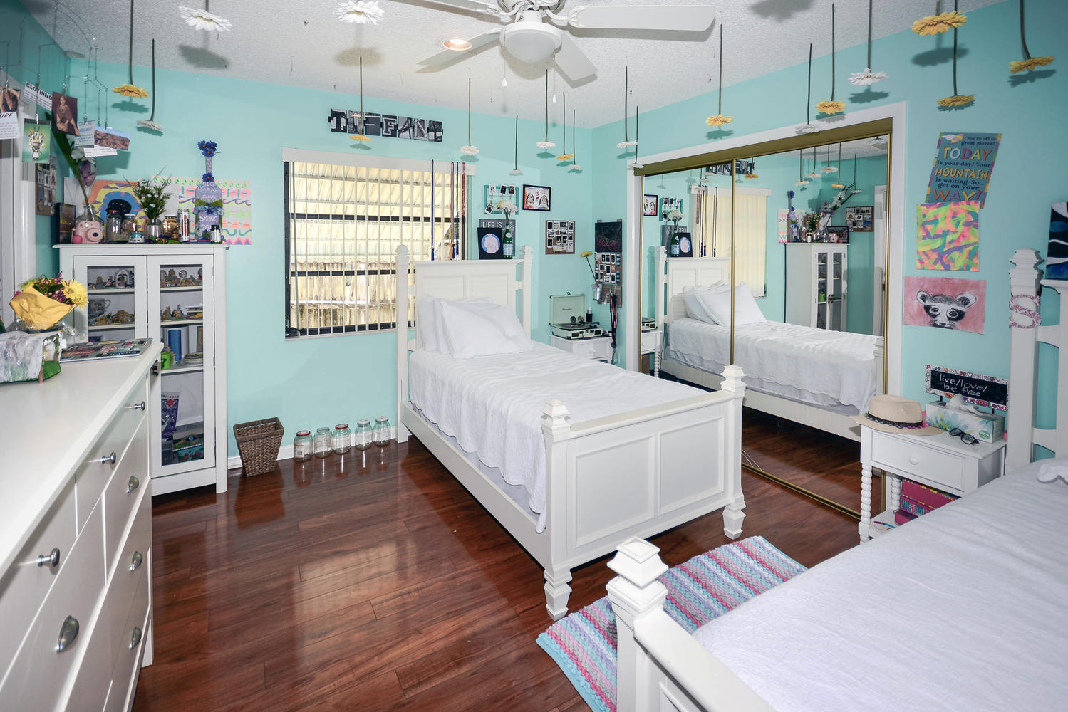 11051 Monet Ridge Road Palm Beach Gardens, FL 33410 - Photo 19 of 29 Guest Bedroom