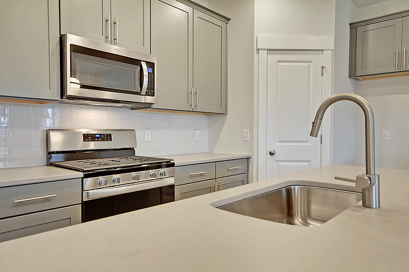 3207 Safe Harbor Way Charleston, SC 29414 - Photo 7 of 28 Adams Kitchen