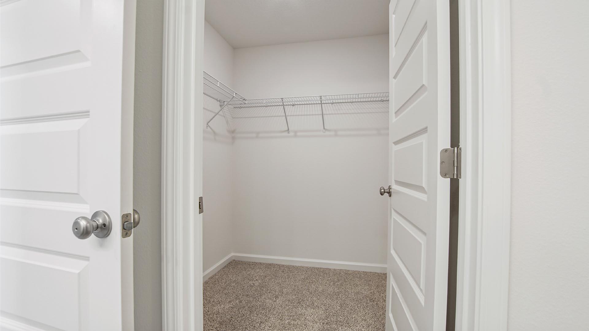 227 Bluebeech Street Freeport, FL 32439 - Photo 13 of 32 112_Sweetthorn_Inzer_011_Primary_Closet