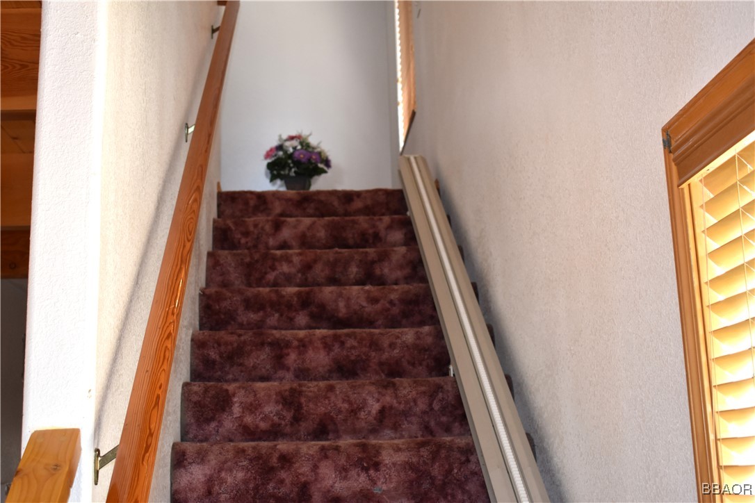 442 Inyo Avenue Sugarloaf, CA 92386 - Photo 16 of 36