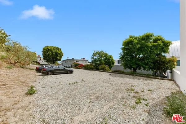 $5,750,000 | 22467 Pacific Coast Highway, Malibu, CA 90265