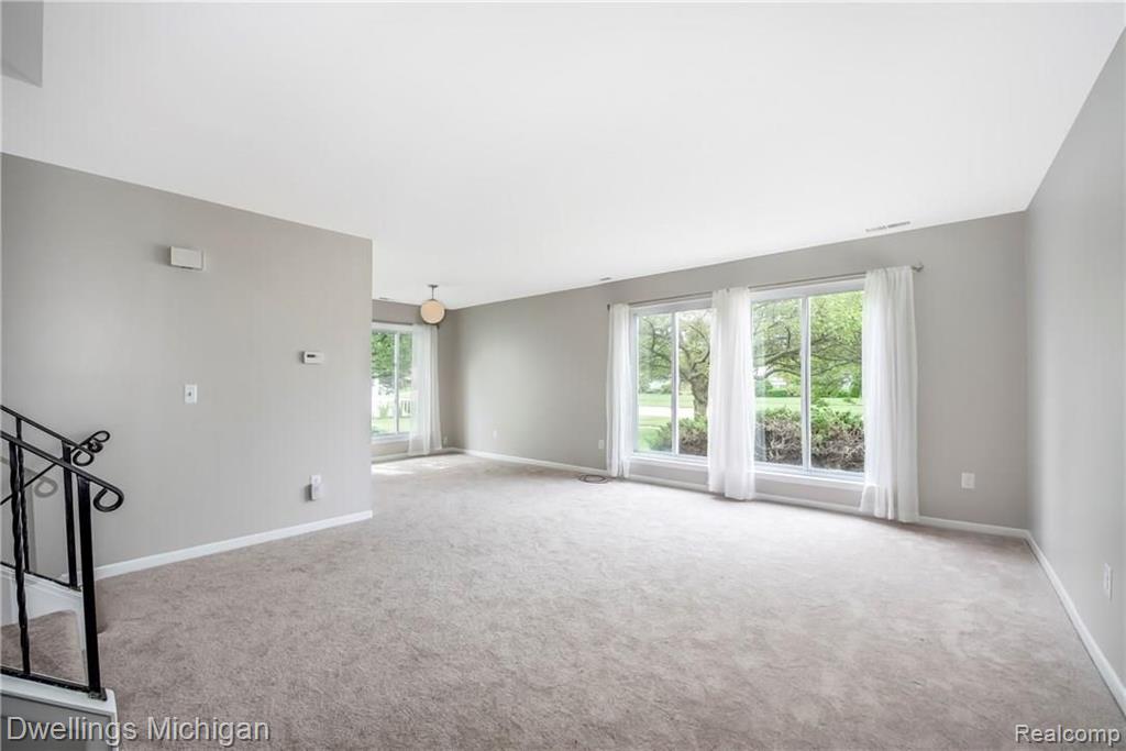 42044 Saltz Road Canton, MI 48187 - Photo 3 of 19
