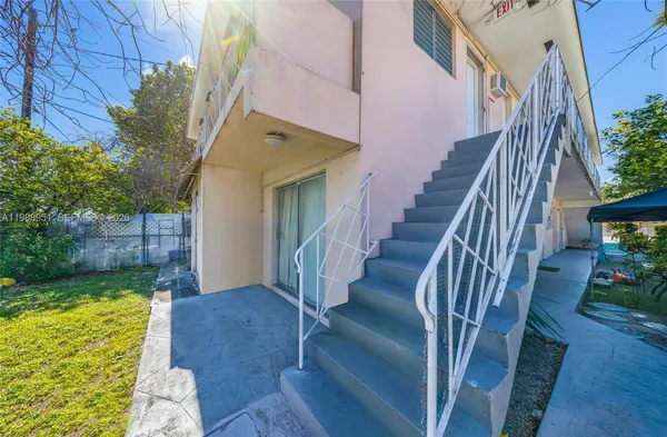 a view of entryway with stairs