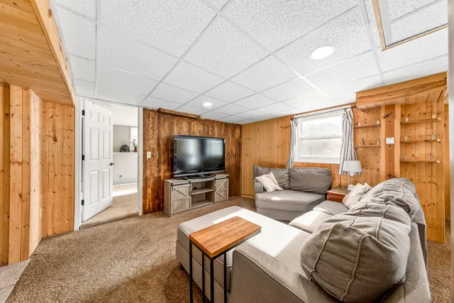 $649,000 | N69W27233 Hickory Chasm Drive, Lisbon, WI 53089