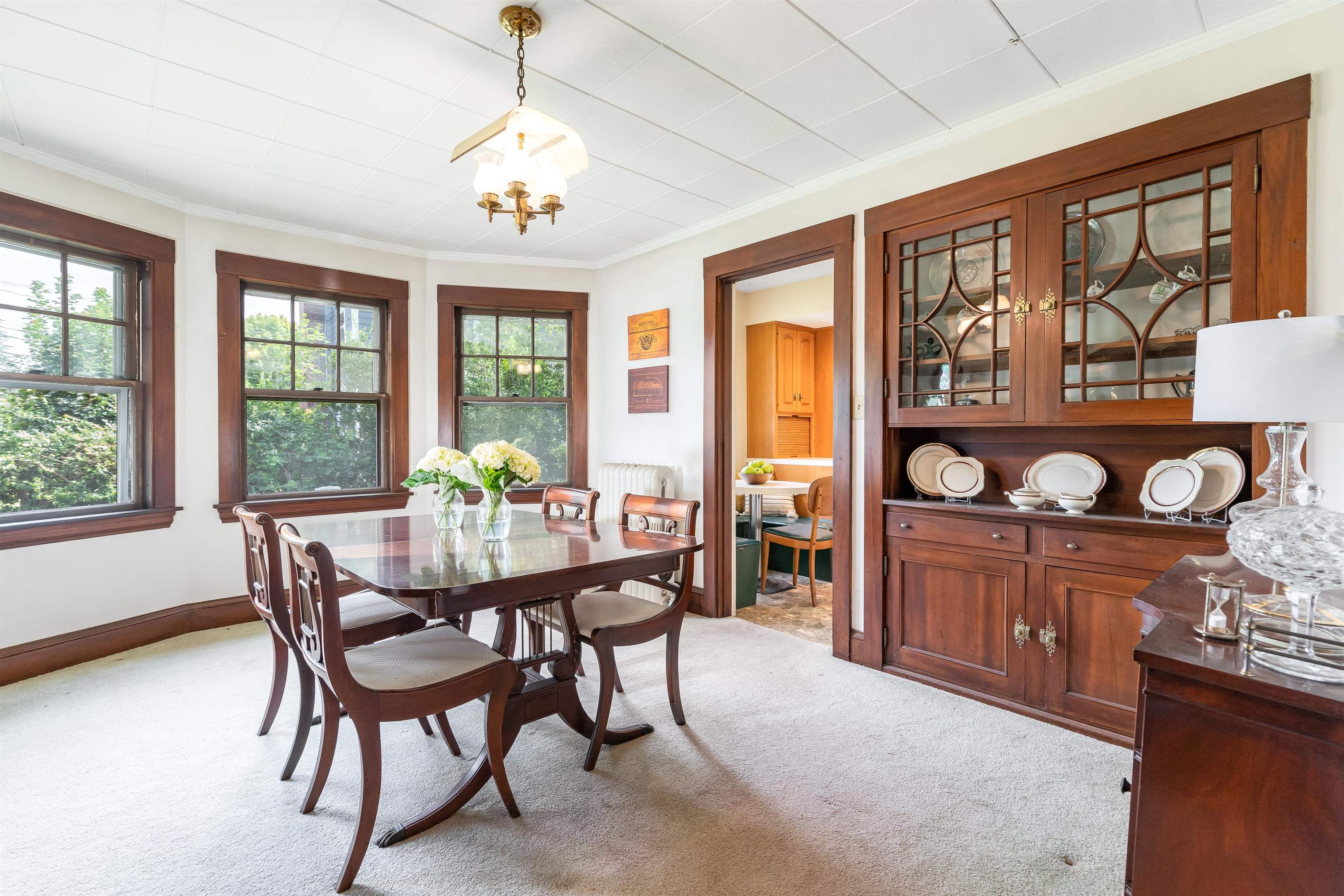 58 Middle Road Portsmouth, NH 03801 - Photo 11 of 37
