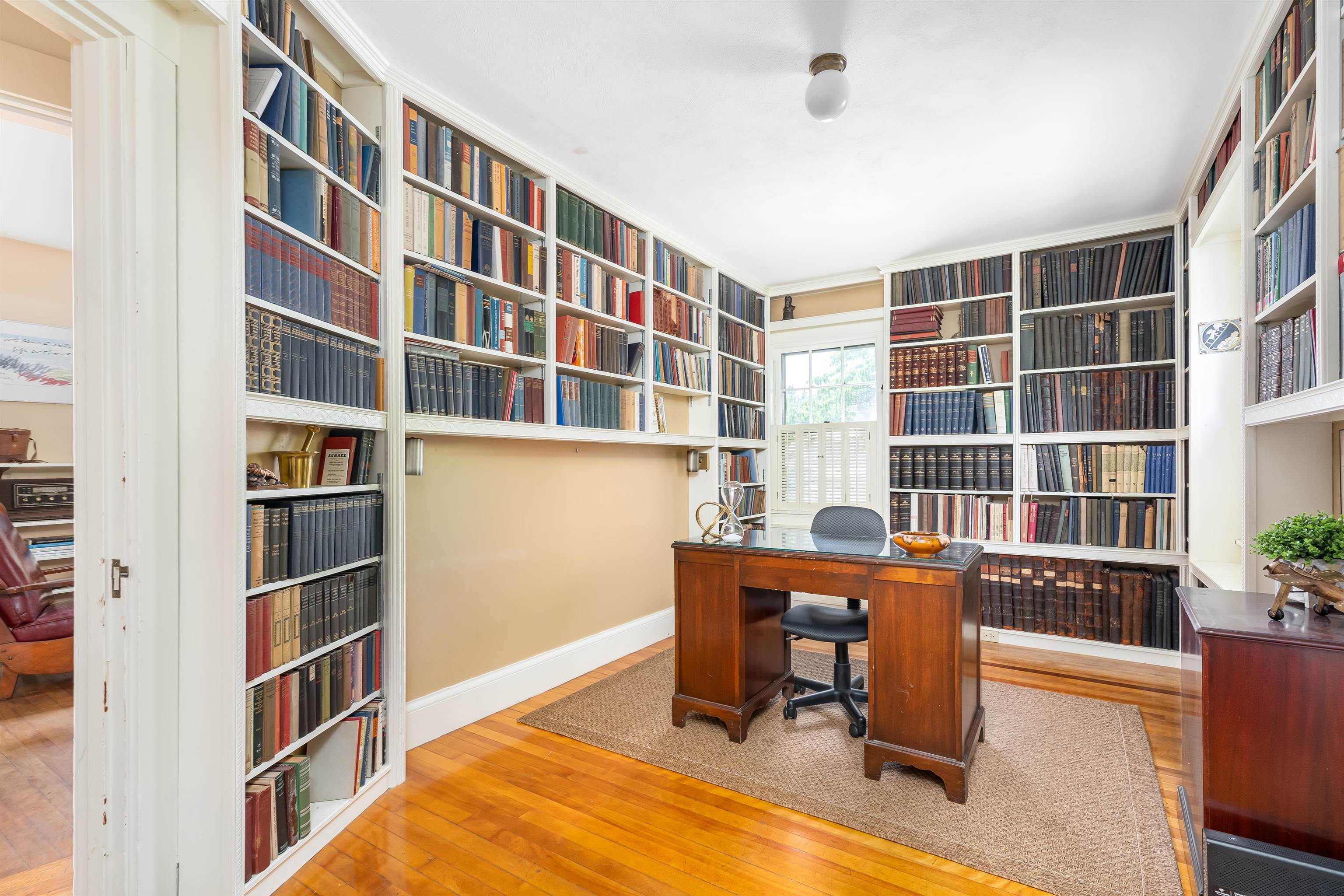 58 Middle Road Portsmouth, NH 03801 - Photo 22 of 37