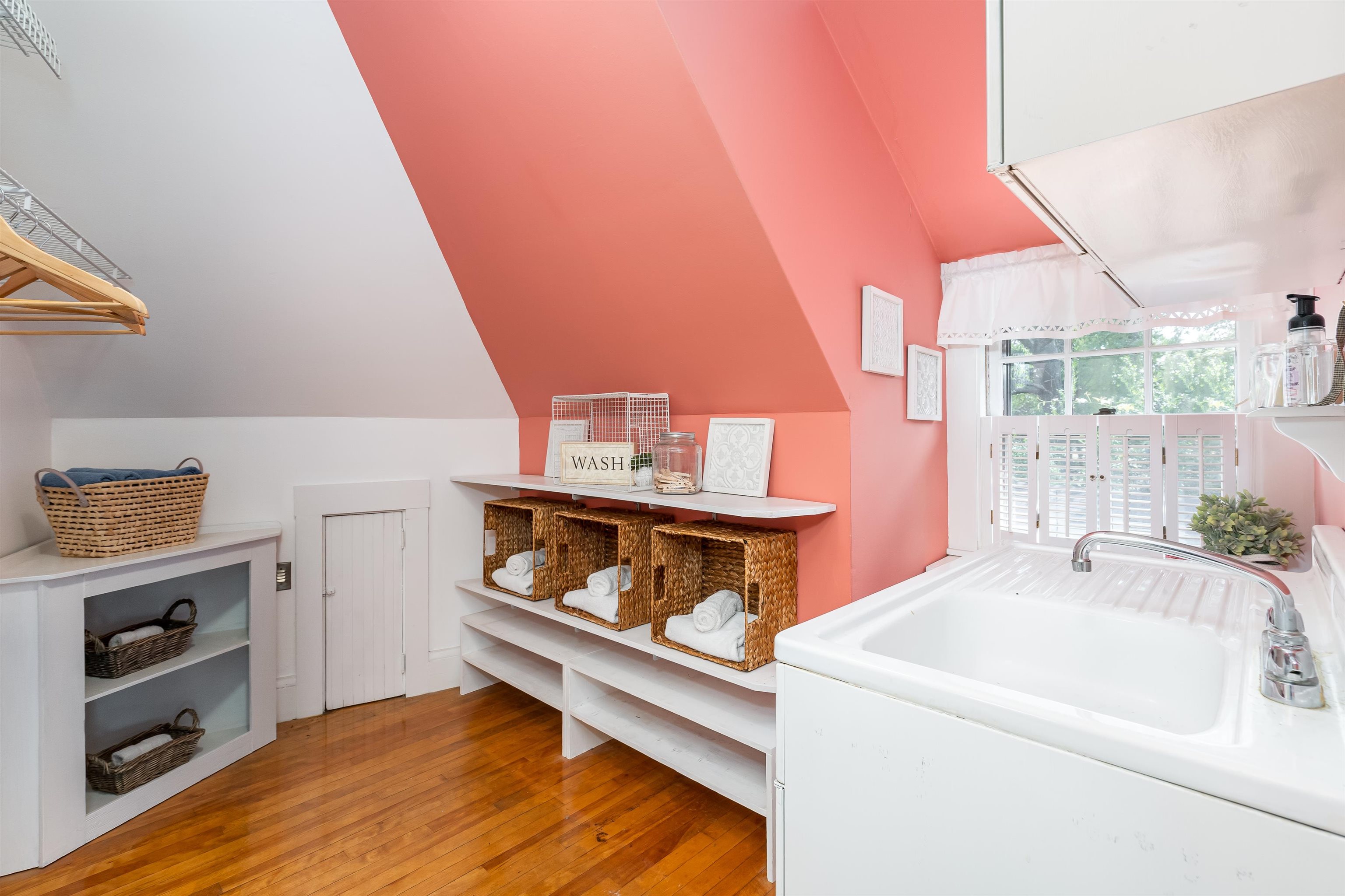 58 Middle Road Portsmouth, NH 03801 - Photo 23 of 37
