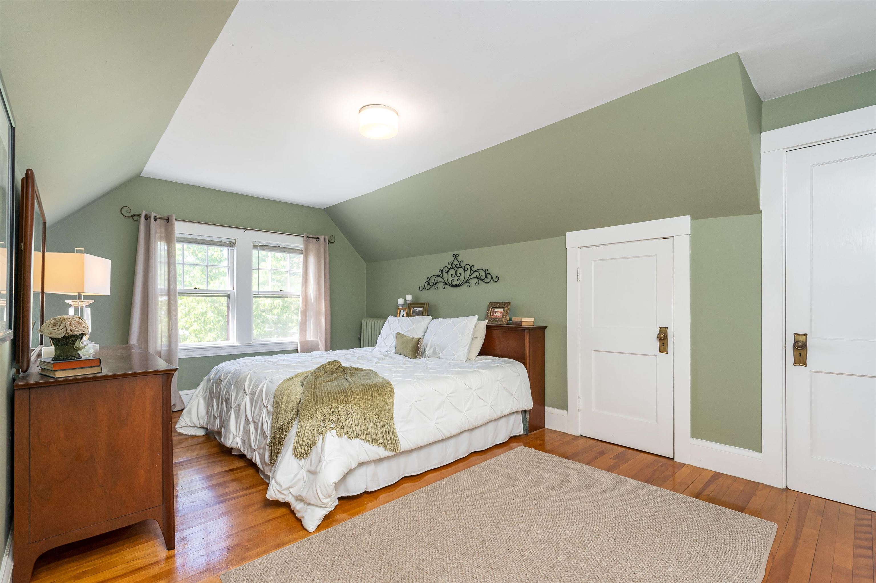 58 Middle Road Portsmouth, NH 03801 - Photo 27 of 37