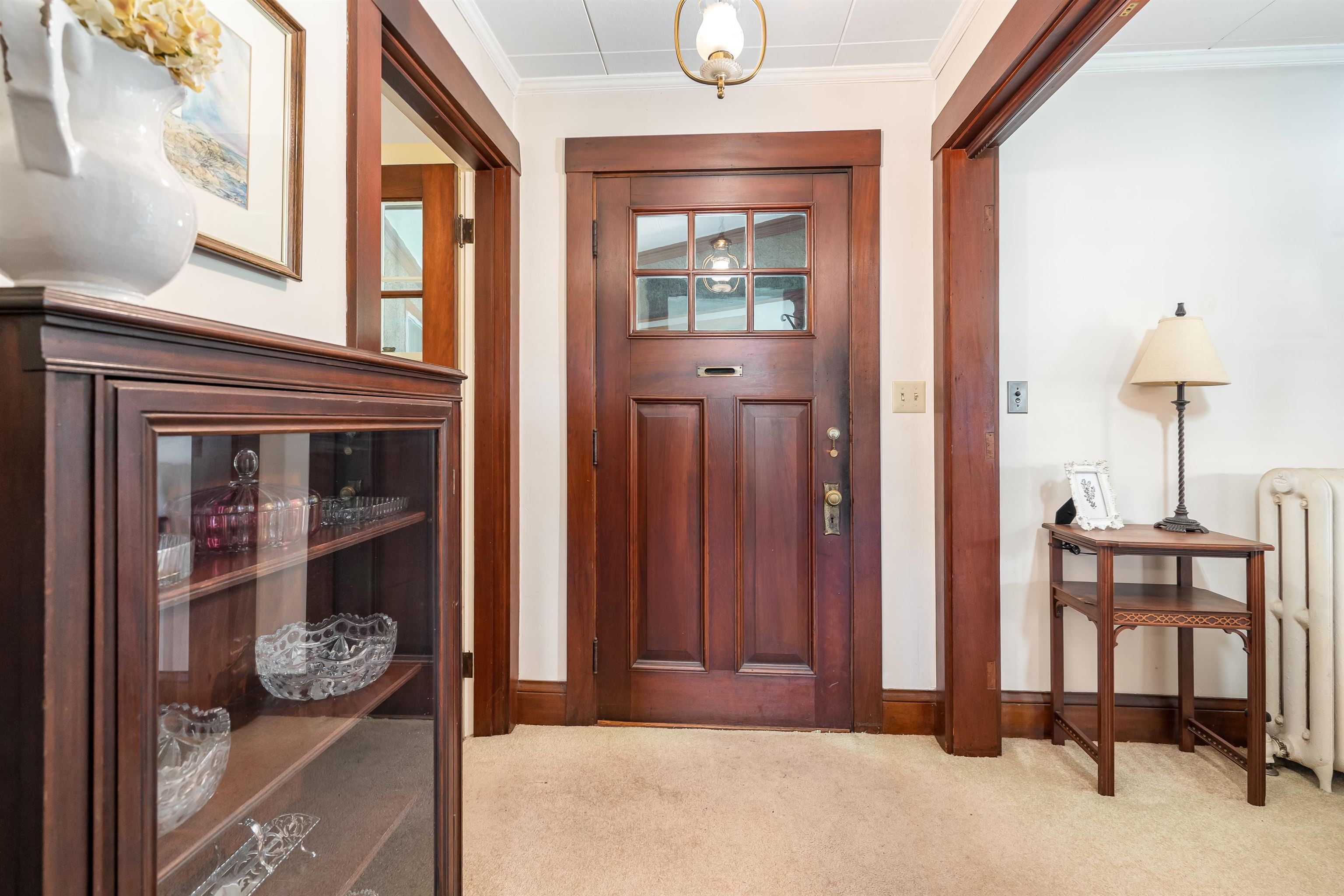 58 Middle Road Portsmouth, NH 03801 - Photo 5 of 37
