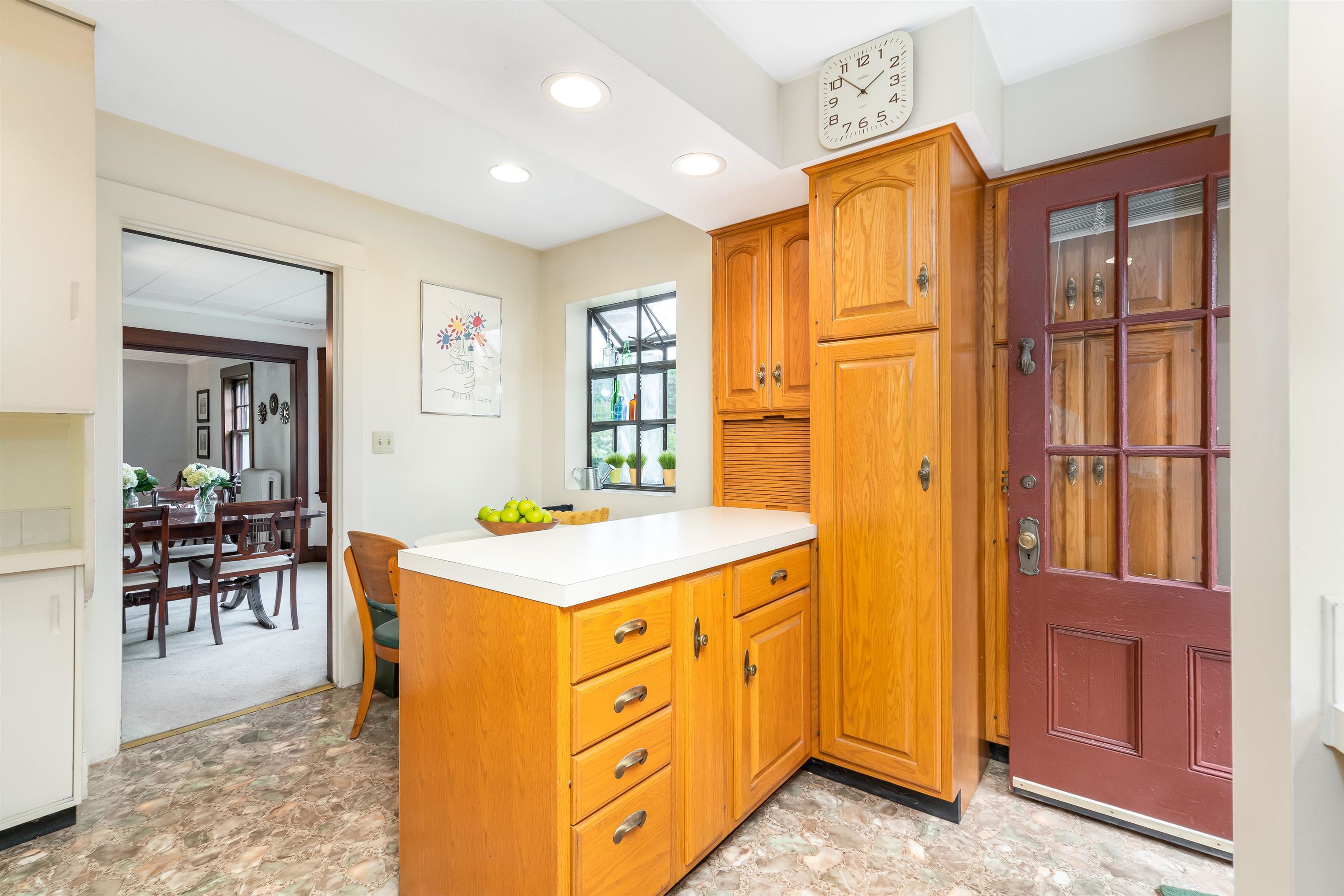58 Middle Road Portsmouth, NH 03801 - Photo 8 of 37
